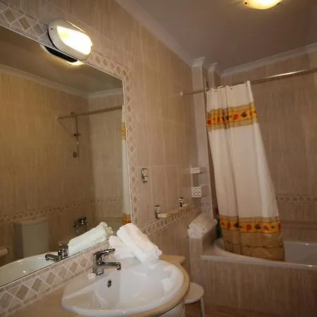 T1 Da Rocha D Quixote A *